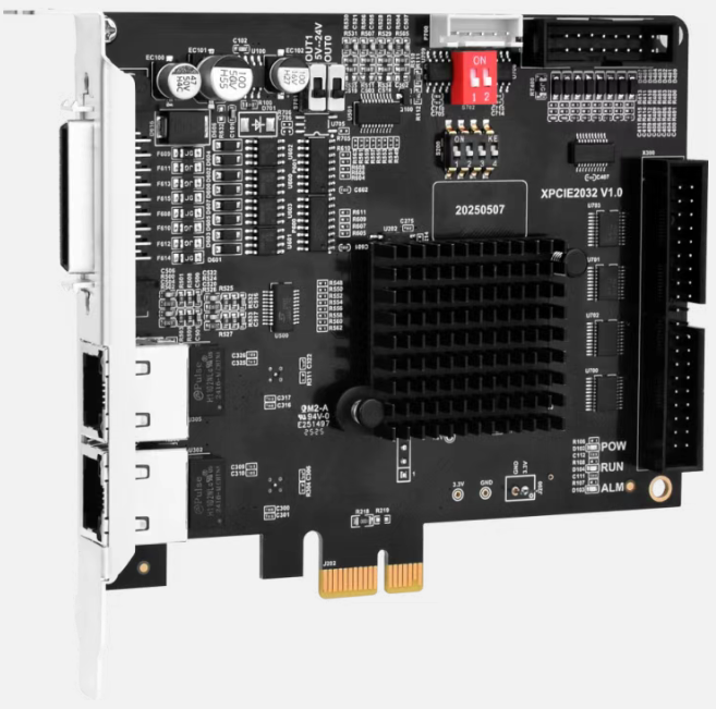 XPCIE2032H运动控制卡.png